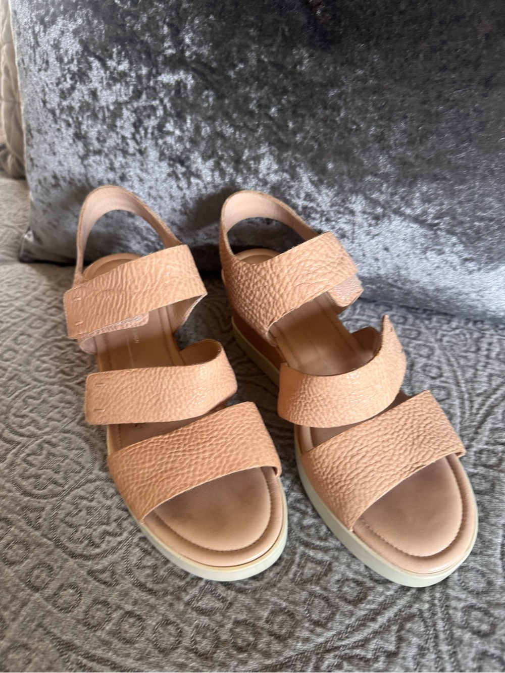Ecco Women's Peach Triple-Strap Textured Sandal